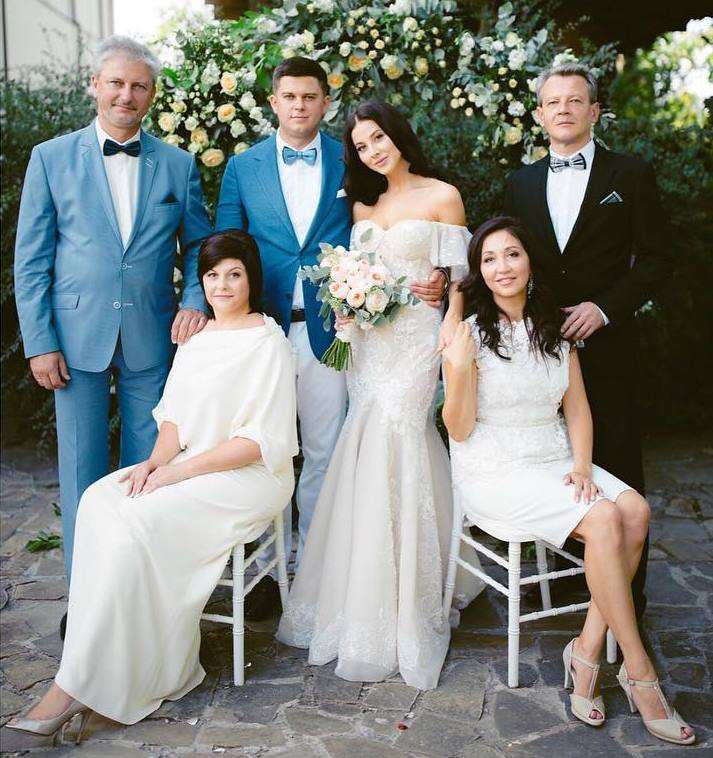 Экс-солистка «ВИА Гры» Анастасия Кожевникова поделилась фото со свадьбы