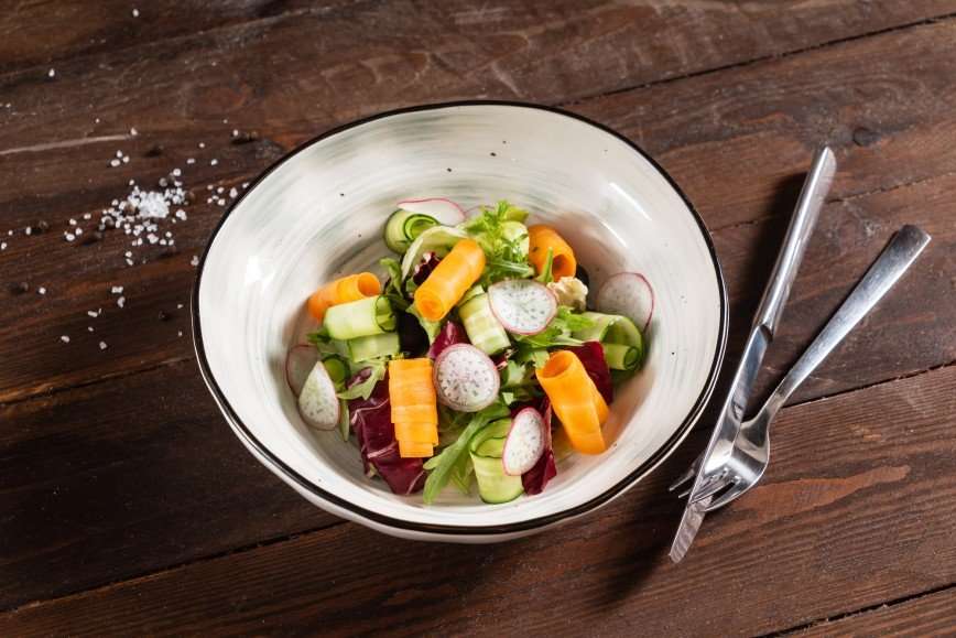 И пост, и польза: топ-5 лучших овощных салатов