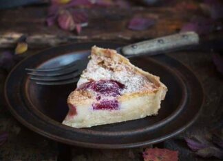 Тарт з сливами і мигдальною начинкою від Анжеліки Зоркиной.