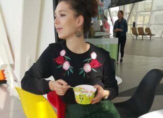 Актриса Ксенія Князєва розповіла, як схудла після других пологів.