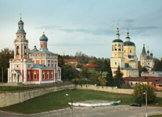 Москва – Серпухов – Старі Кузьменки – Москва.