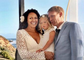 Австралійка розшукала донора сперми і вийшла за нього заміж.