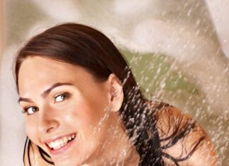 Проти стресу допоможе контрастний душ.