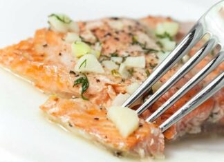 Що поставити на стіл у новорічну ніч.