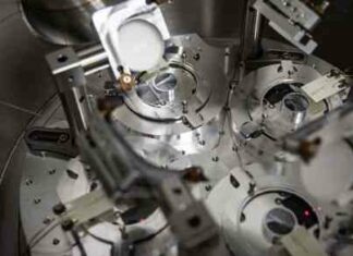 Нове покриття дзеркал обсерваторії ligo дозволить зазирнути далі в глибини всесвіту