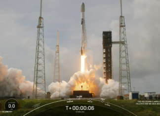 Космический танец: SpaceX снова танцует с орбитой и возвращается домой