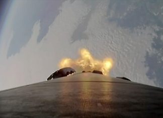 SpaceX зміцнює космічну павутину: чергова партія супутників Starlink кинулася до зірок