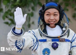 Перша астронавтка з Гонконгу вийшла на орбіту